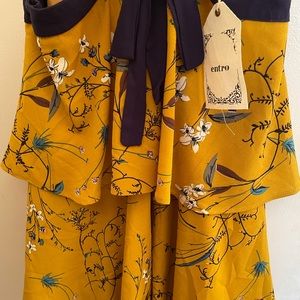 Entro summer dress, size medium, new with tags.